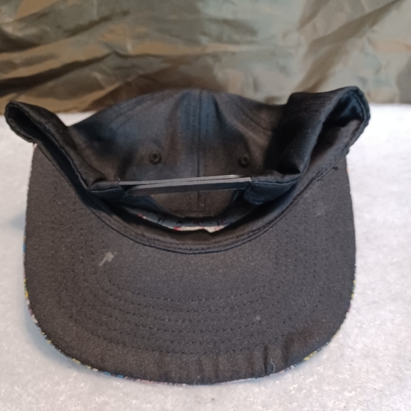 Star Wars Silver Embroidered Comic Strip Brim Baseball Cap Chewbacca Snapback - Picture 4 of 6